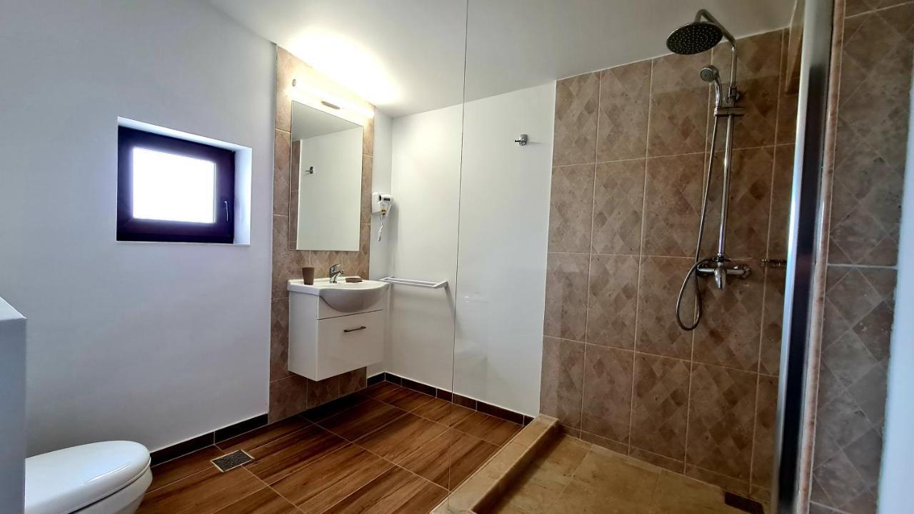 Elina2 Hotel Techirghiol Kültér fotó